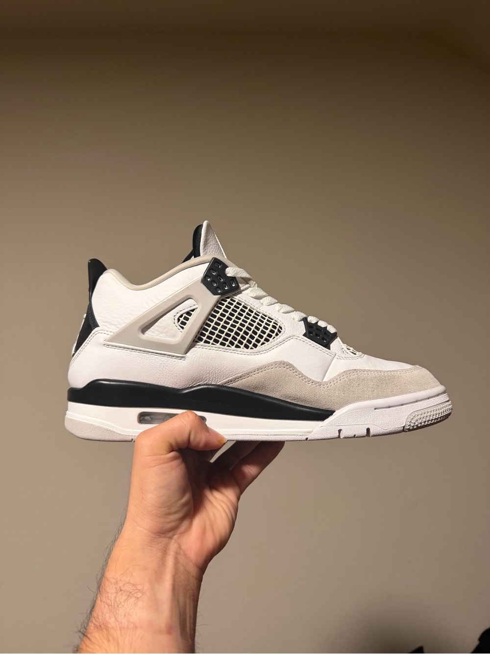 Jordan 4 ‘Military Black’